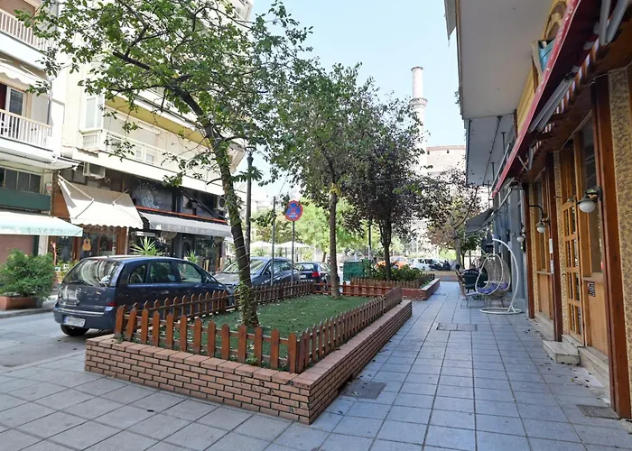 Urban Elegance By Nest
